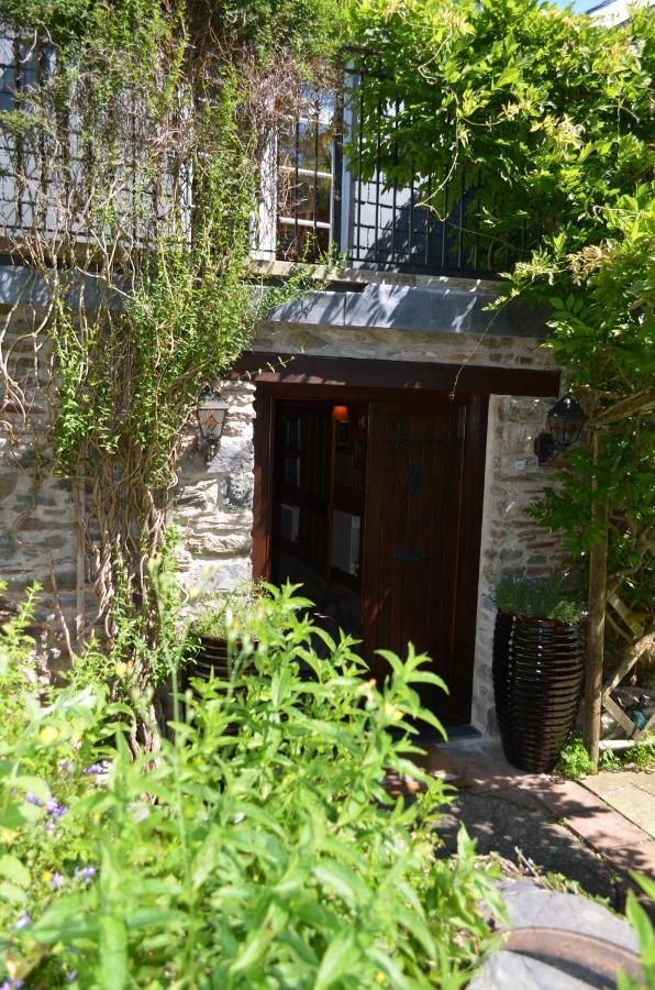 Bow Mill Farm Panzió Totnes Kültér fotó